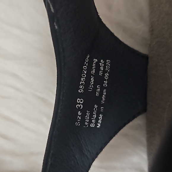 Women's Dansko Sharla Black Burnished Leather Size 38 - Picture 9 of 12